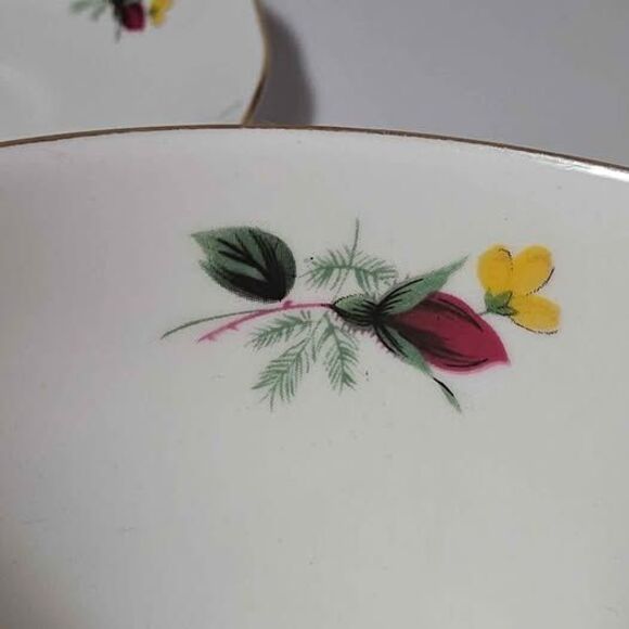 Queen Anne Teacup and Saucer Pink Roses Vintage - Picture 5 of 9